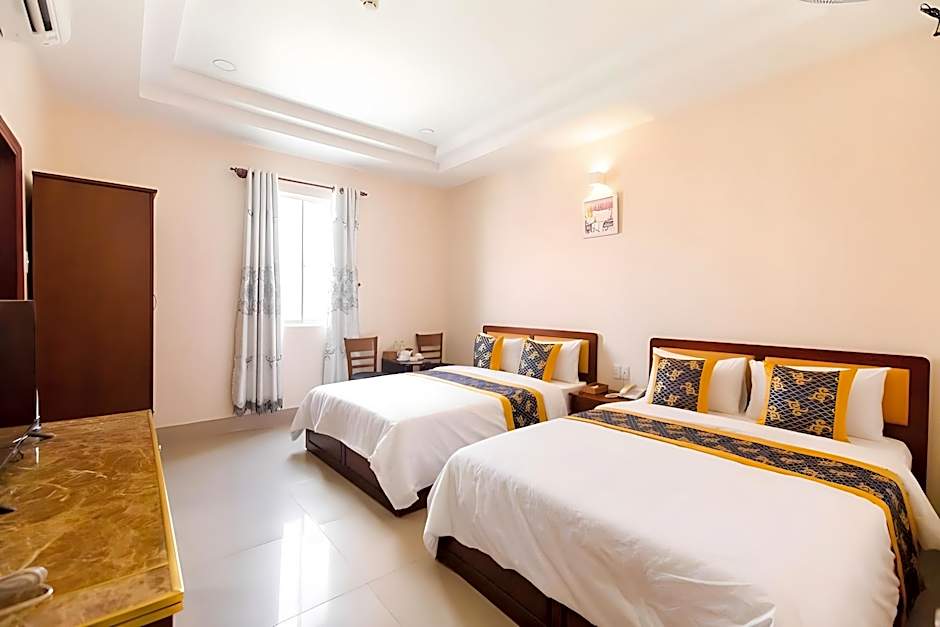 Hoa De Nhat - San Bay Tan Son Nhat 