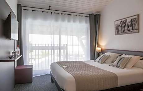 Double Room with view La Place d'Armes