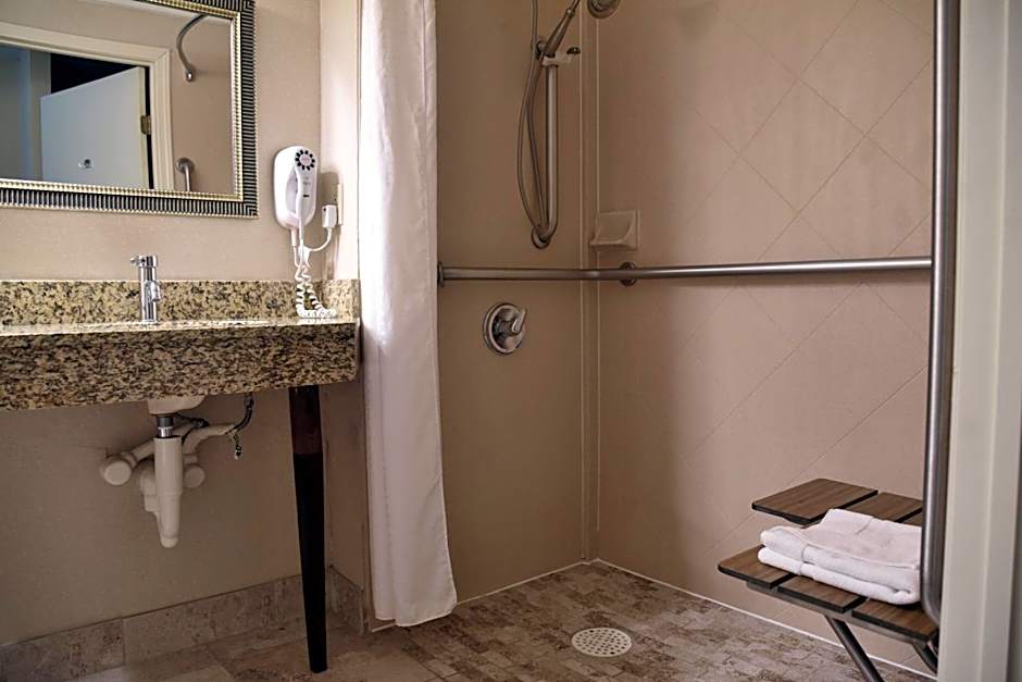 Holiday Inn Akron-West By IHG
