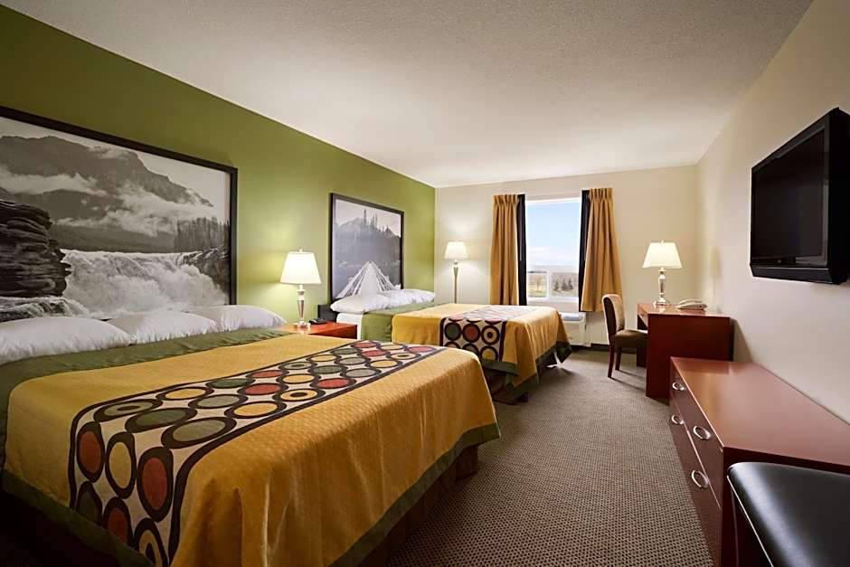 Super 8 by Wyndham Sherwood Park/Edmonton Area