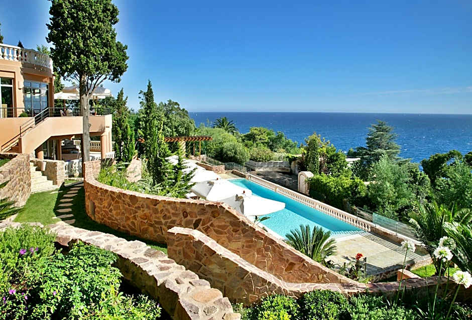 Tiara Yaktsa Cote d’Azur