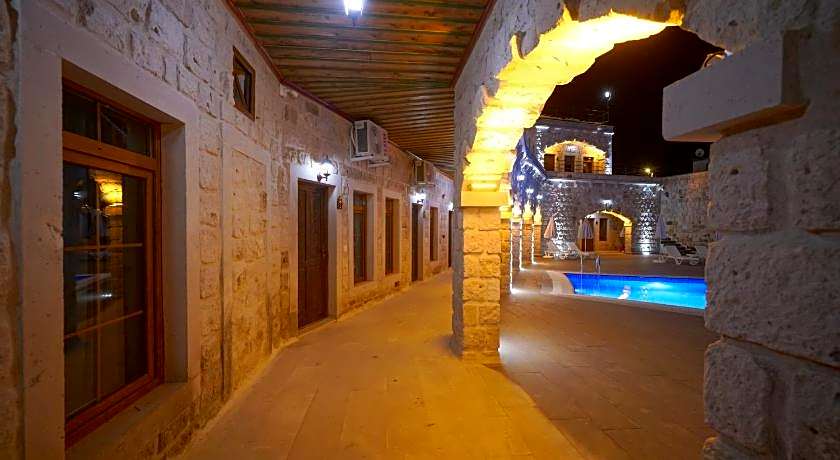 Goreme Cave Lodge