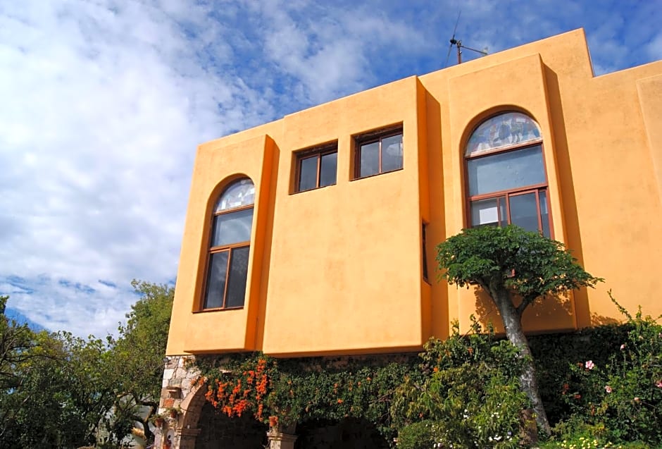 Casa Estela y Virgilio B&B