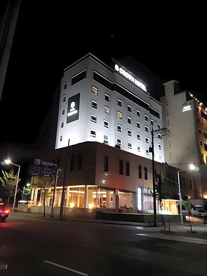 Crown Hotel Changwon