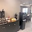 La Quinta Inn & Suites by Wyndham Auburn Worcester