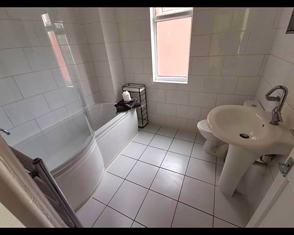 Marley Mansions Clarendon 65