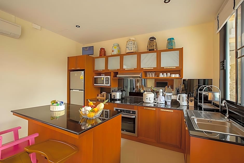 Rawayana West Villas & Kids Park