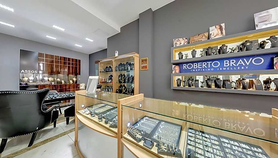 Maria Palace Complex