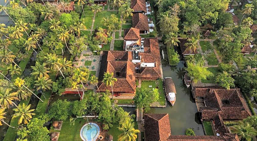 Coconut Lagoon - CGH Earth