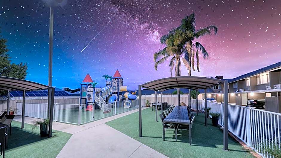 Coachman Hotel Motel