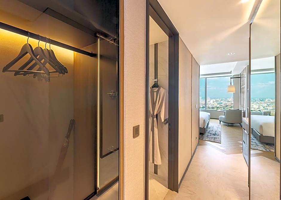 Eastin Grand Hotel Phayathai