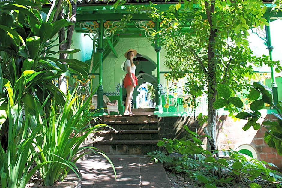 Copper Canyon Riverside Lodge