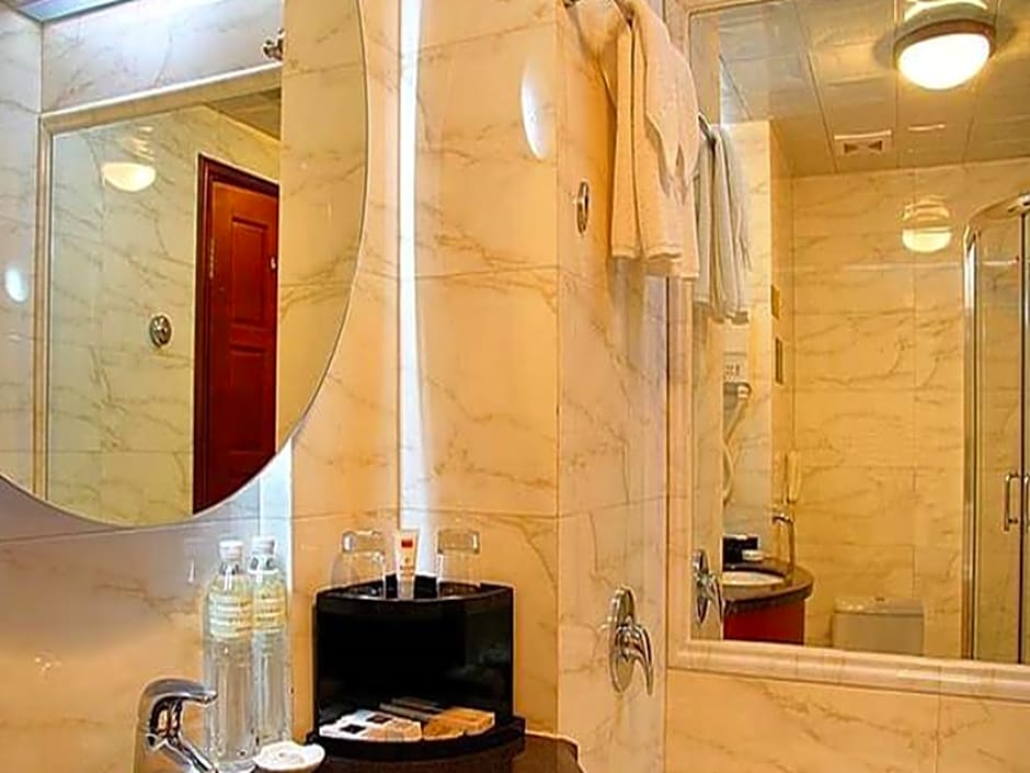 Dali Regent Hotel
