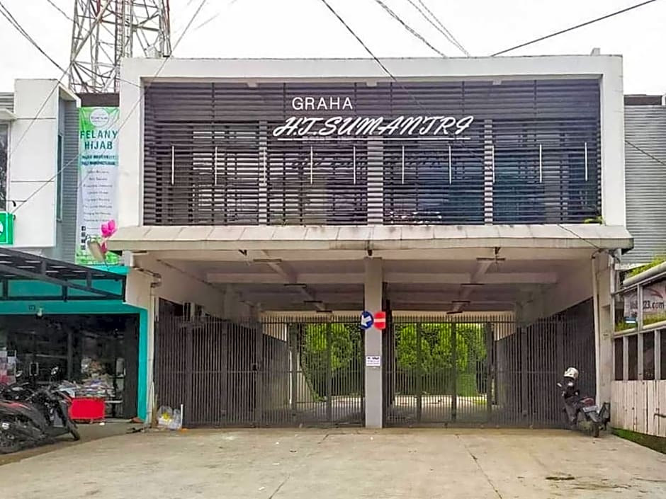 Graha HT Sumantri Mitra RedDoorz