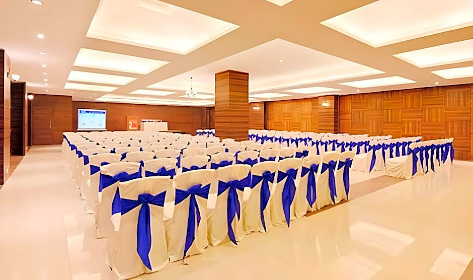 VijayaTej Clarks Inn Patna