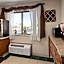 Travelodge by Wyndham Redwood Falls