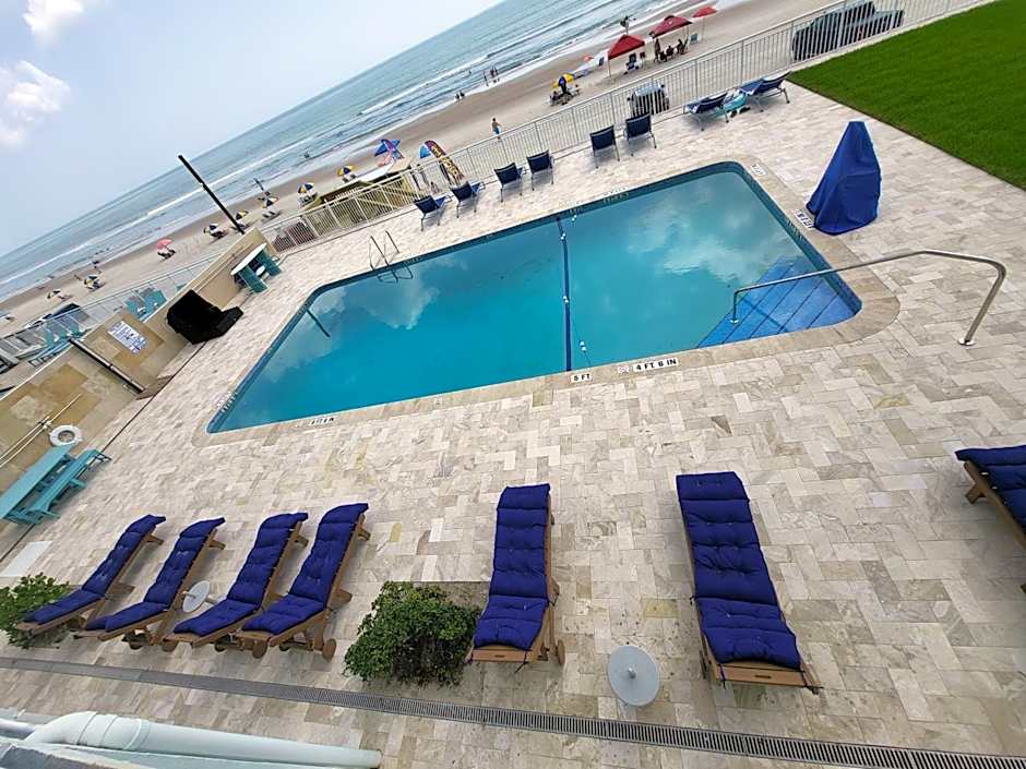 Beachside Hotel