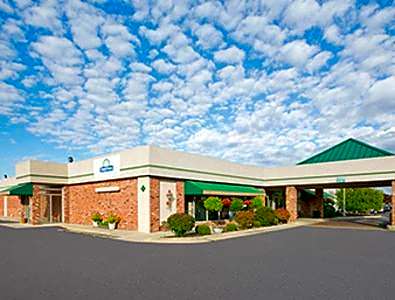 Days Inn by Wyndham Sidney OH