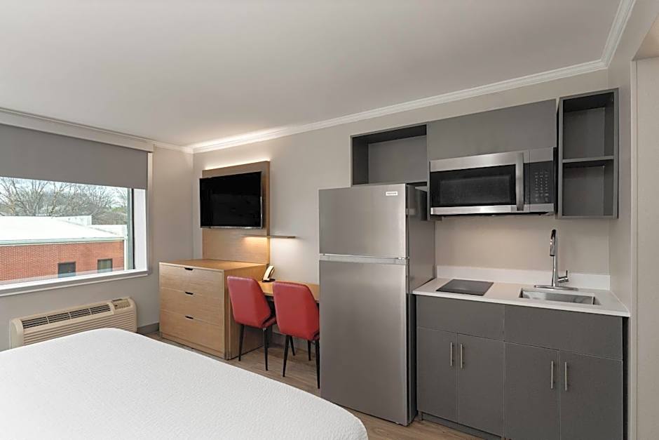 Hawthorn Extended Stay by Wyndham Jackson