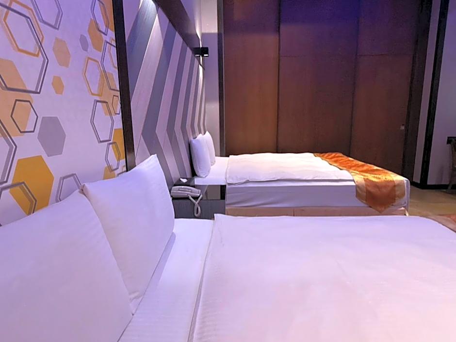 Wei Feng Exquisite Motel Pintung Branch