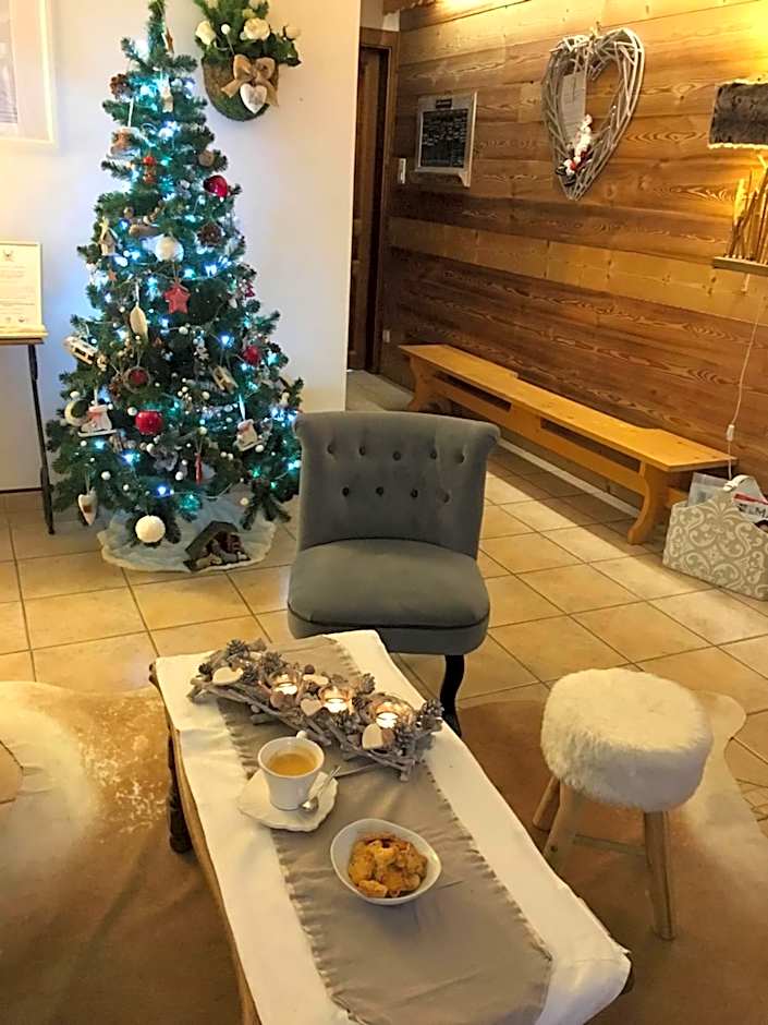 Maison La Devinière - sauna et spa compris accessibles toute l'année