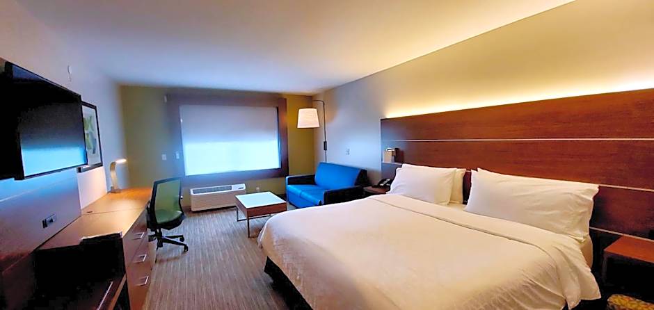 Holiday Inn Express and Suites Rehoboth Beach By IHG