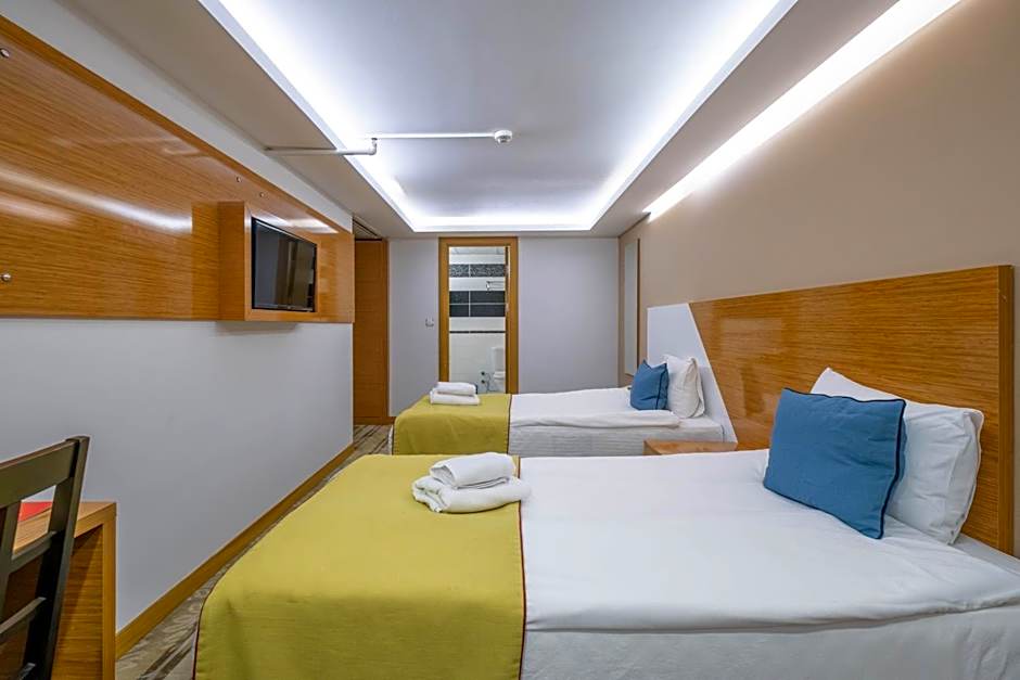 Bulvar Hotel