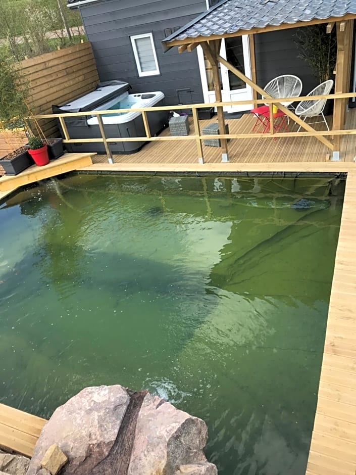 Les nuits insolites de la mothe - hébergement en bulle ou tiny house avec spa privatif