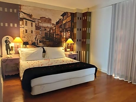 Double Room with Romantic Package