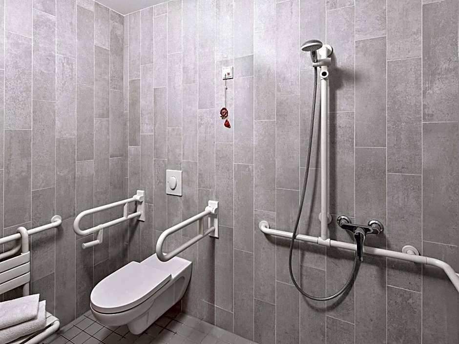 B&B HOTEL Köln-Porz