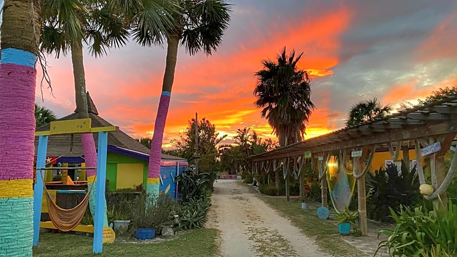 The Beach House at Si Como No Inn