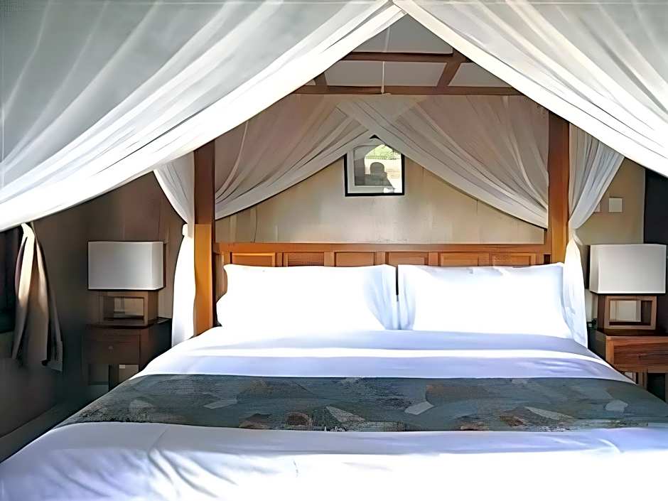 Three Monkeys Villas
