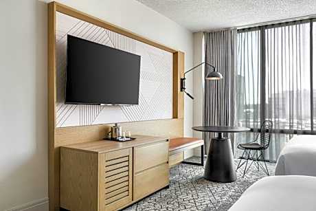 Larger Guest room, 2 Queen