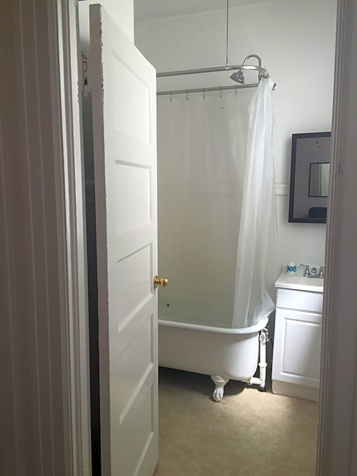 Cable Car Hotel – San Francisco, CA