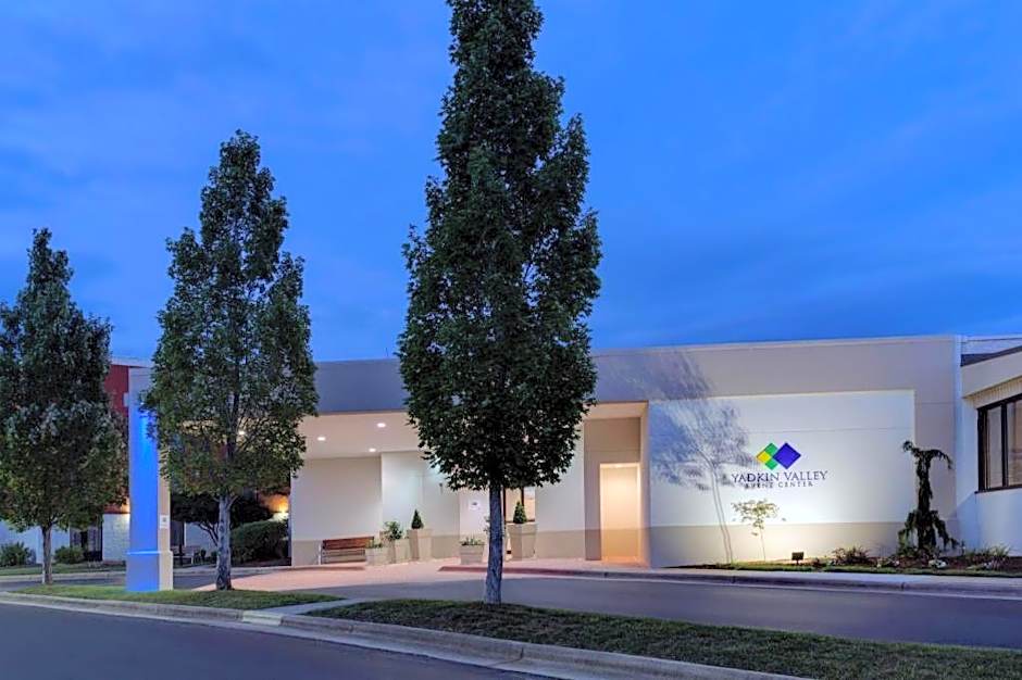 Holiday Inn Express Wilkesboro By IHG