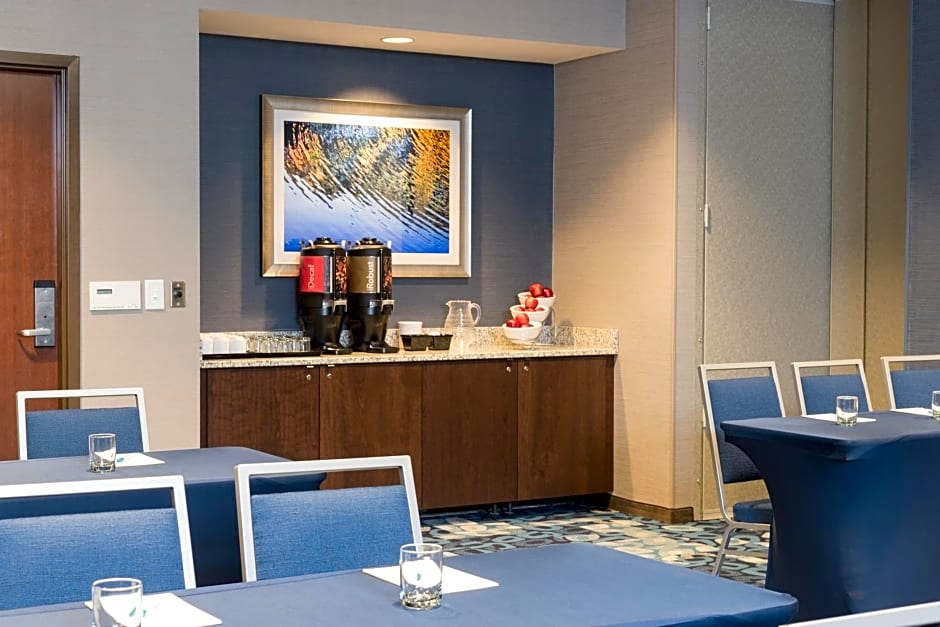Homewood Suites by Hilton Grand Rapids Downtown