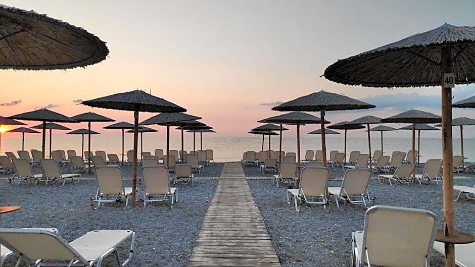 Camping Mitikas and Bungalows