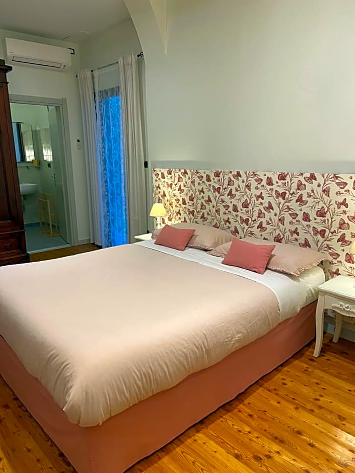 Victoria House B&B