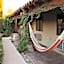 Los Arboles Hotel