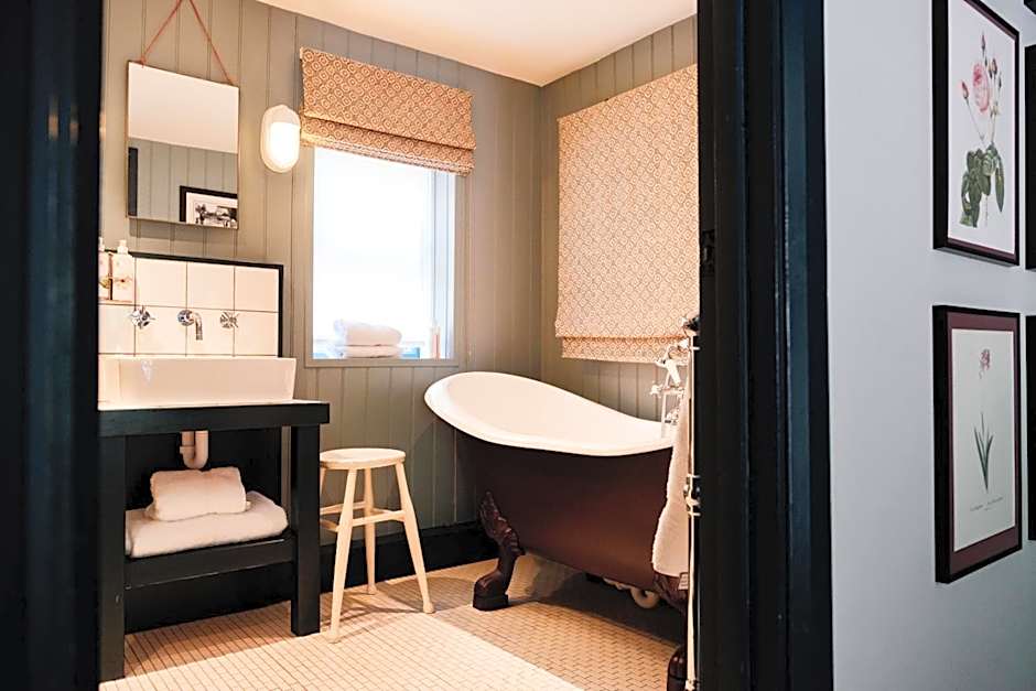 Bel And The Dragon-Churt