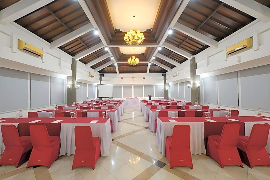 Grand Orchid Hotel