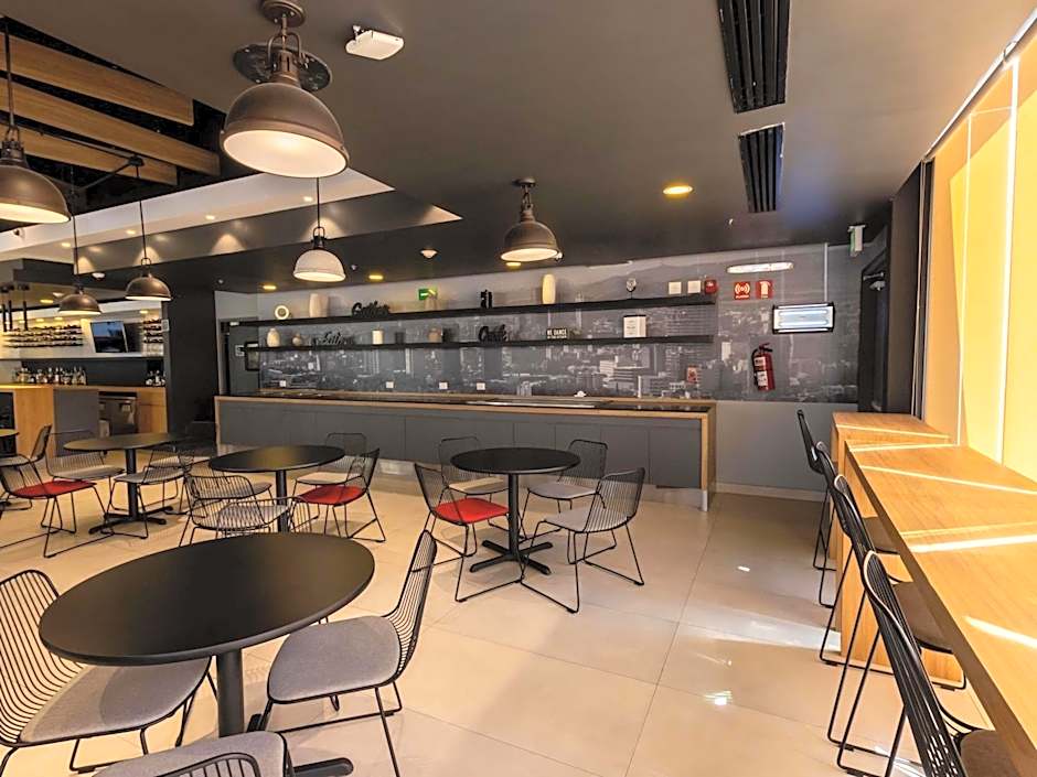 ibis Tijuana