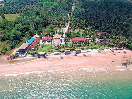 Bansaithong Beach Resort