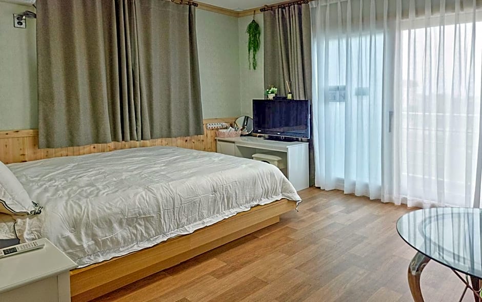 Yangyang Muhak Motel