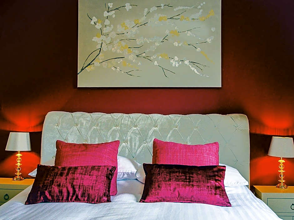 Riverbank Bed and Breakfast