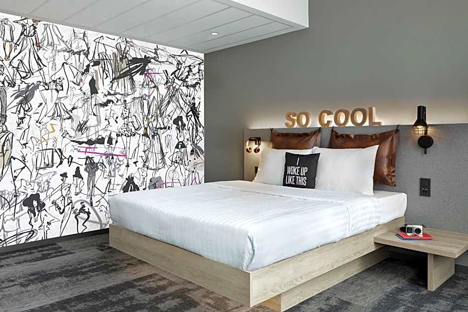 Moxy Duesseldorf City