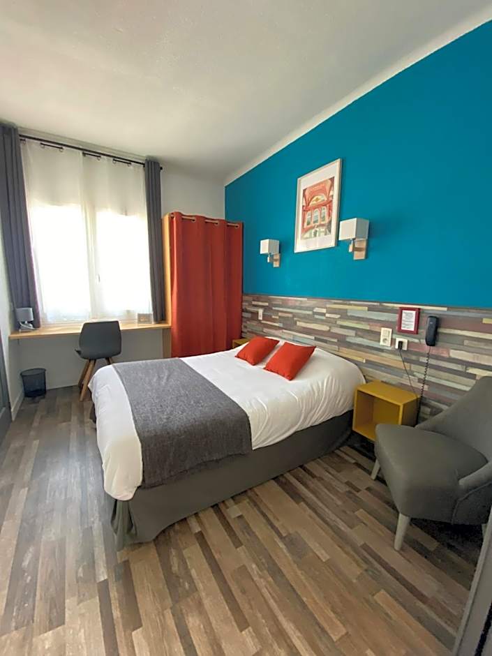REV HOTEL