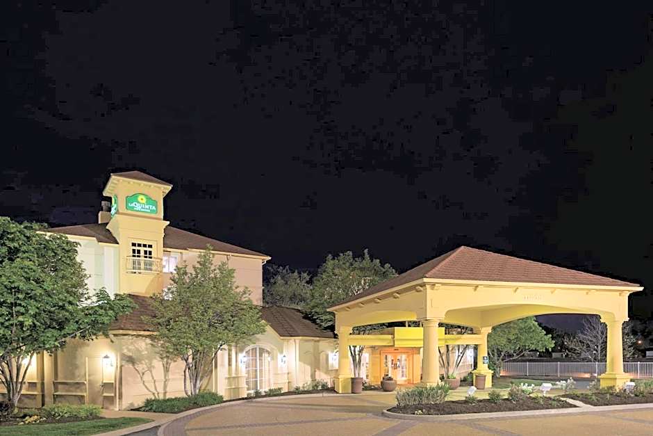 La Quinta Inn & Suites by Wyndham Westport