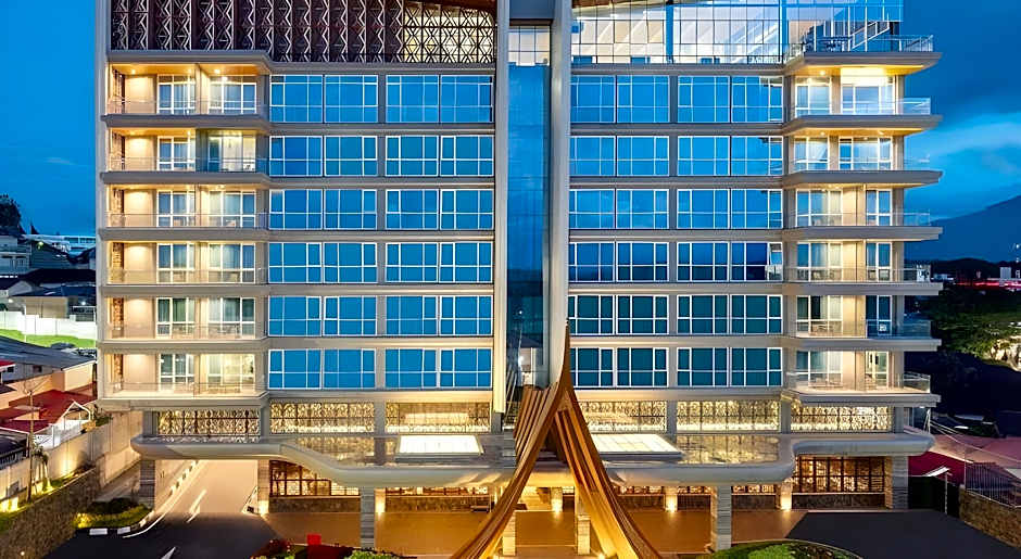 Hotel Santika Bukittinggi