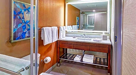 Lobby Tower Queen Room